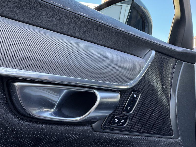 Zunanja slika - Volvo V90 - D4 AVT Momentum Pro R-DESIGN-VIRTUAL.HARMAN.KARDON - 9