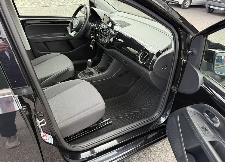 Zunanja slika - VW up! - 1.0 - NA OBROKE BREZ POLOGA - - 7