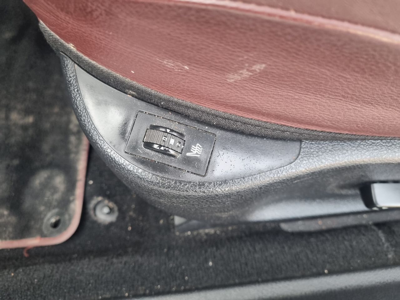 Zunanja slika - Peugeot 407 - COUPE 2.7 HDI V6 - AVTOMATIK - 17