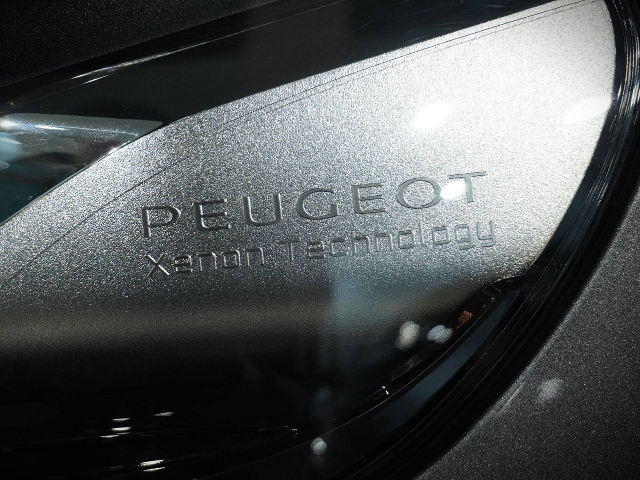 Zunanja slika - Peugeot Traveller - 2.0 BlueHDi 110kw SLO+LED+TOP - 18