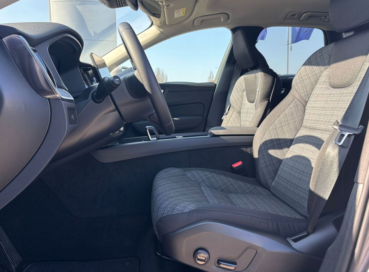 Zunanja slika - Volvo XC60 - B5 AWD Mild hybrid Petrol - 7