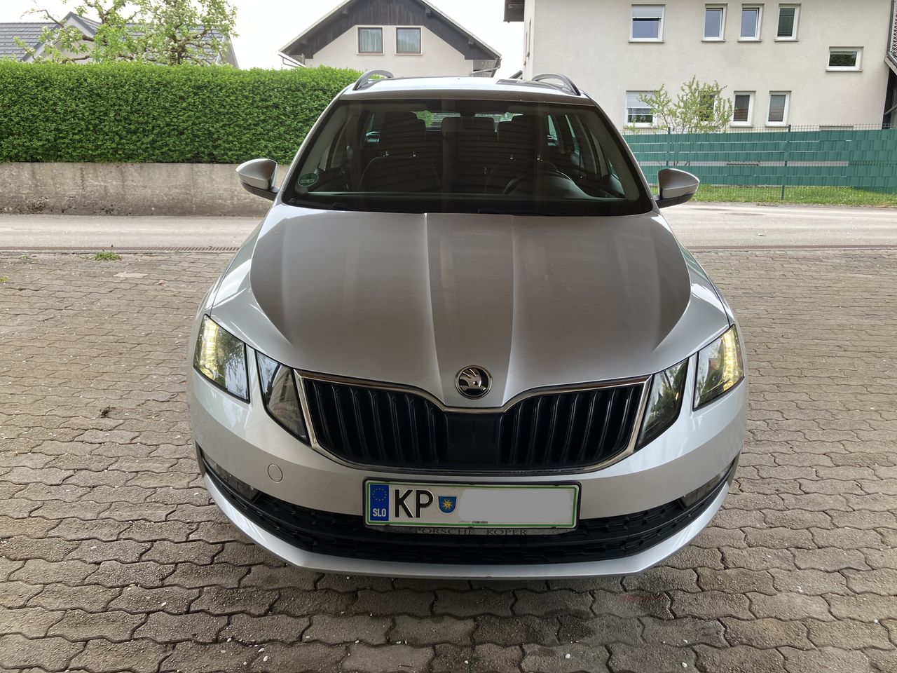 Zunanja slika - Škoda Octavia - Combi 2,0 TDI Family DSG - 2