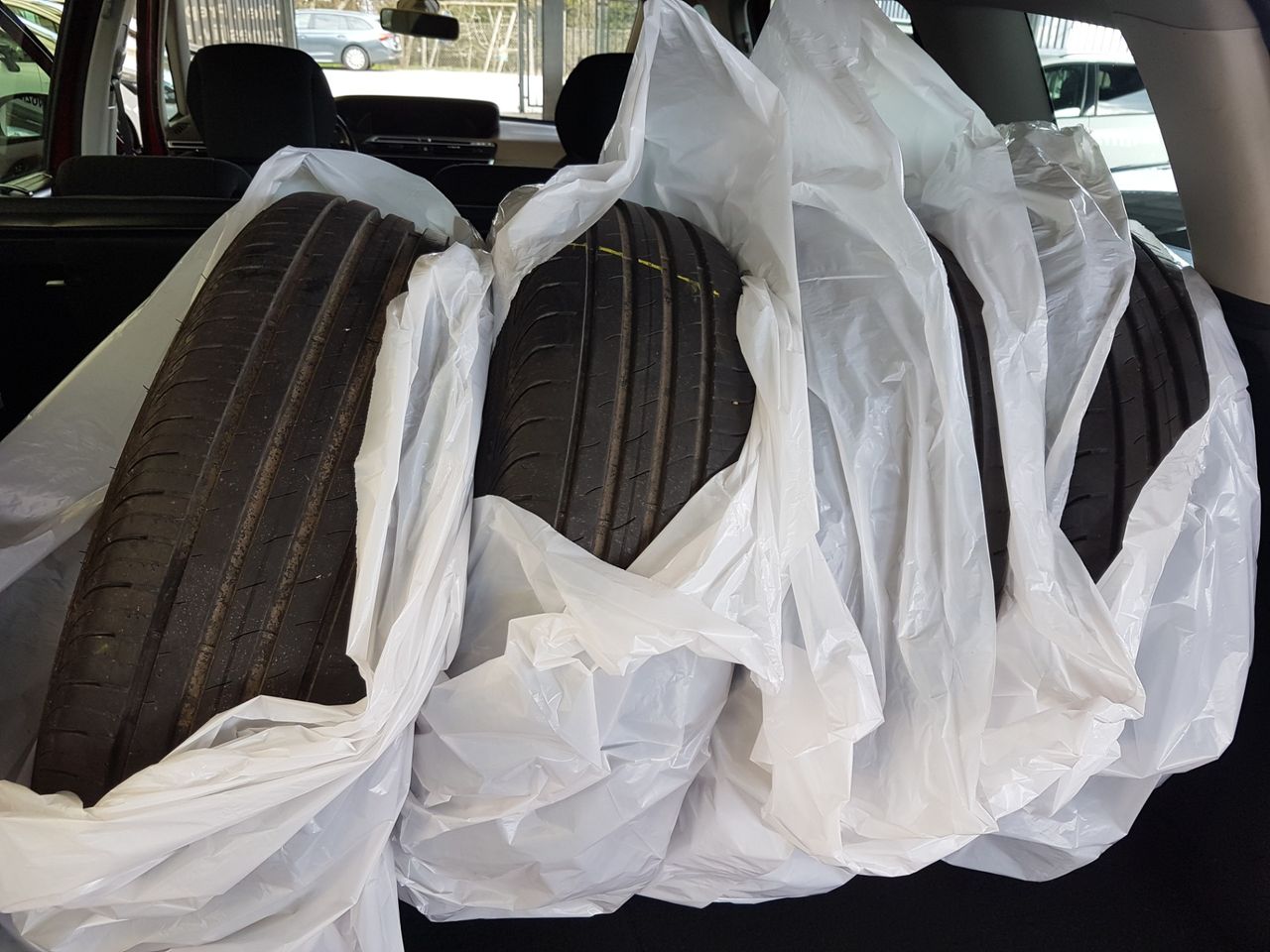 Zunanja slika - Citroën C4 - 1,6 e-HDi Exclusive - 16