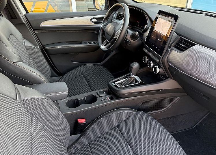 Zunanja slika - Renault Mégane Conquest - Megane Conquest 1.3 TCE MHEV 140 TECHNO EDC - 5