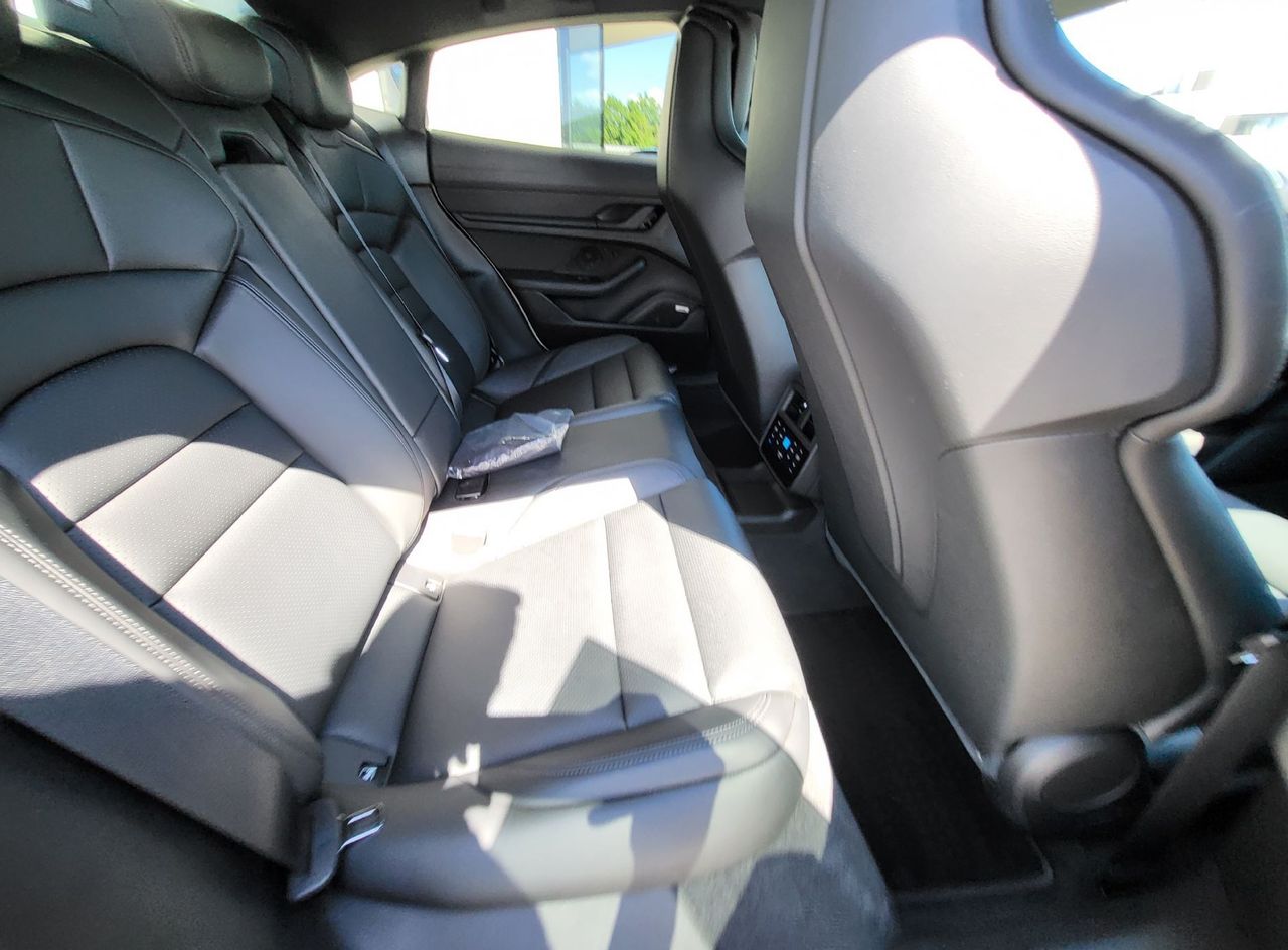 Zunanja slika - Porsche Taycan - 4S PERFORMANCE HLAJ SED KEYLESS KAM BOSE - 8