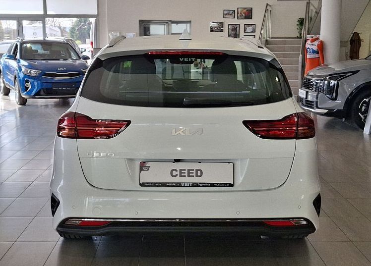 Zunanja slika - KIA Ceed - SW 1.5 T-GDi LX Champion+ ISG. M T 103 kW. VEČ BARV - 5