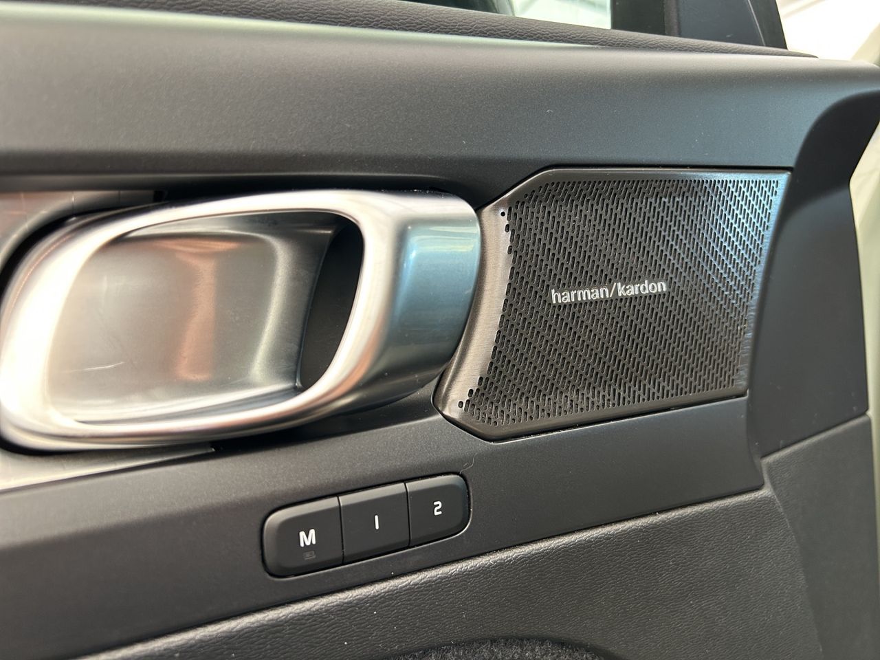 Zunanja slika - Volvo XC40 - B4P AWD Core Avt. - 19