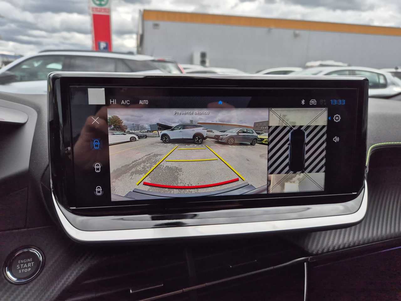 Zunanja slika - Peugeot 2008 - GT HIBRID 145 - 3