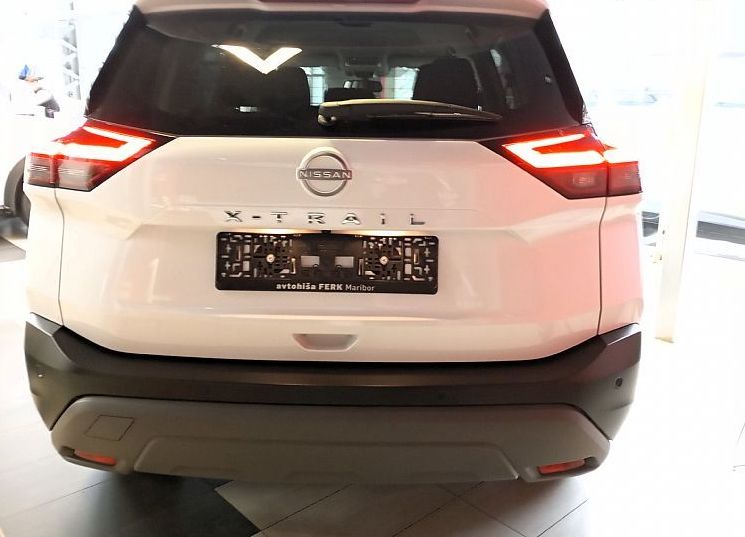 Zunanja slika - Nissan X-Trail - 1.5 VC-T MHEV N-CONNECTA XTRONIC+COMFORT PACK - 4