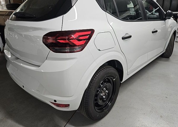 Zunanja slika - Dacia Sandero - 1.0 TCe 90 Essential - 3