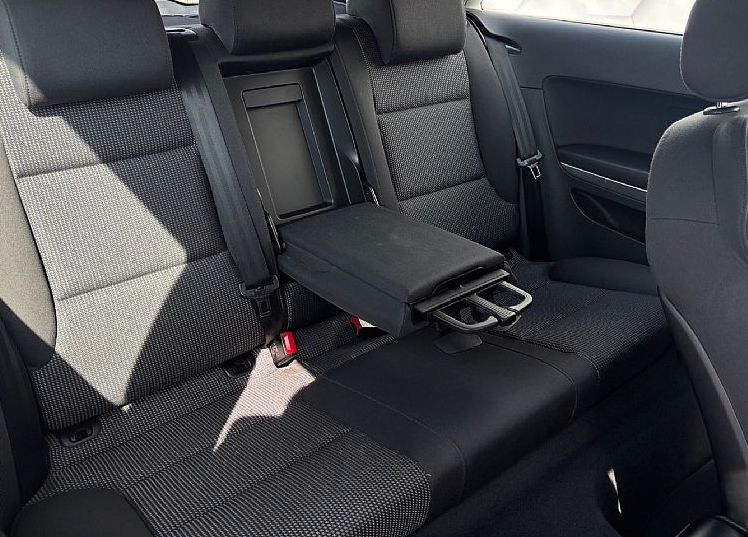 Zunanja slika - Audi A3 - 1.6 TDI 77 kW S line - PDC - GRETJE SED. - 16col - 10