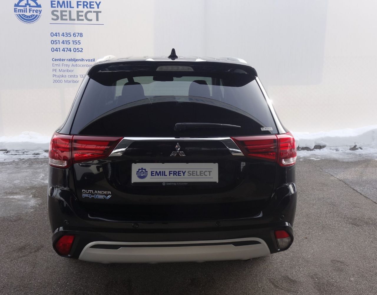 Zunanja slika - Mitsubishi Outlander - PHEV 2.4 MIVEC Twin Motor INSTYLE+ - 4
