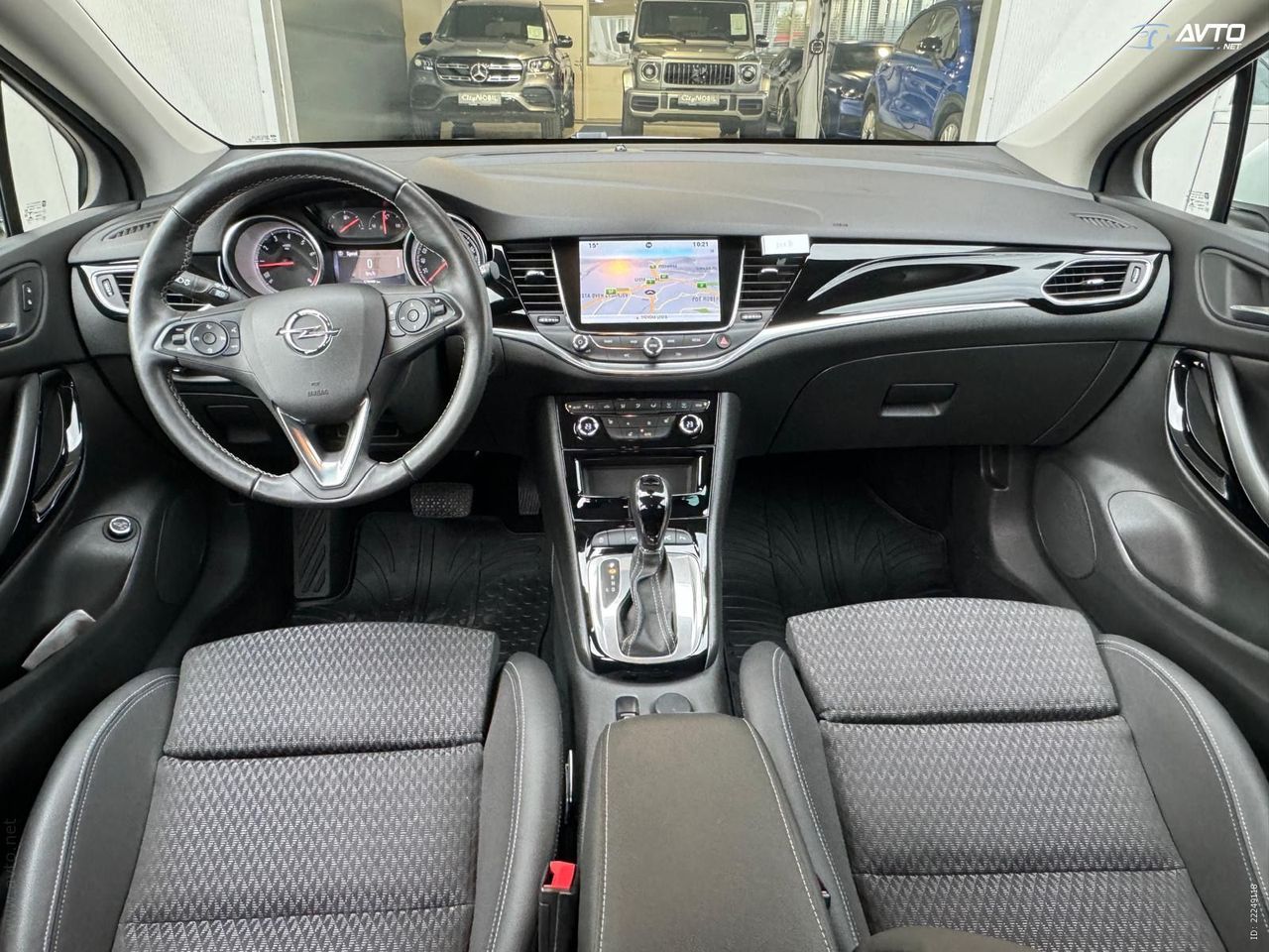 Notranja slika - Opel Astra - 1,4 Turbo Innovation Start/Stop Avt. - 10