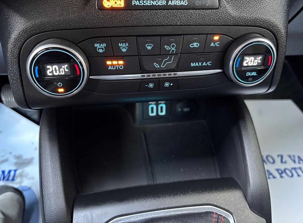 Zunanja slika - Ford Focus - ST-LINE 1.0 EcoBoost 125PS mHEV M6-LED-KAM-DAB - 12