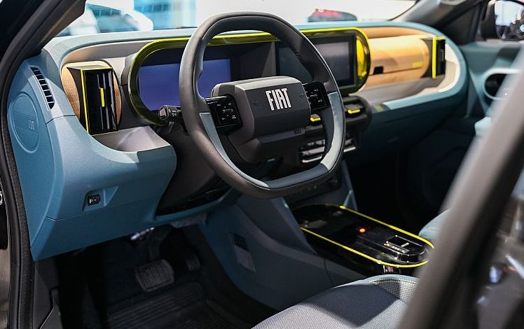 Zunanja slika - Fiat Grande Panda - 44 kWh + 4 ZIMSKE GUME - 5