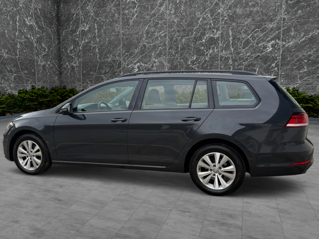 Zunanja slika - VW Golf - 1.6 TDI Comfortline 115PS SLOVENSKI PDC ALU16 - 5