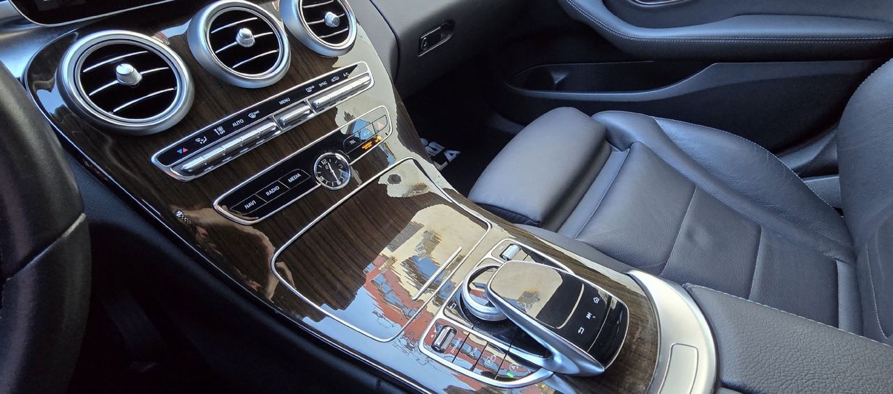 Zunanja slika - Mercedes-Benz C-Razred - C 220 d 4MATIC-ACC-CAMERA-HIGH LED-KOT NOV- - 20