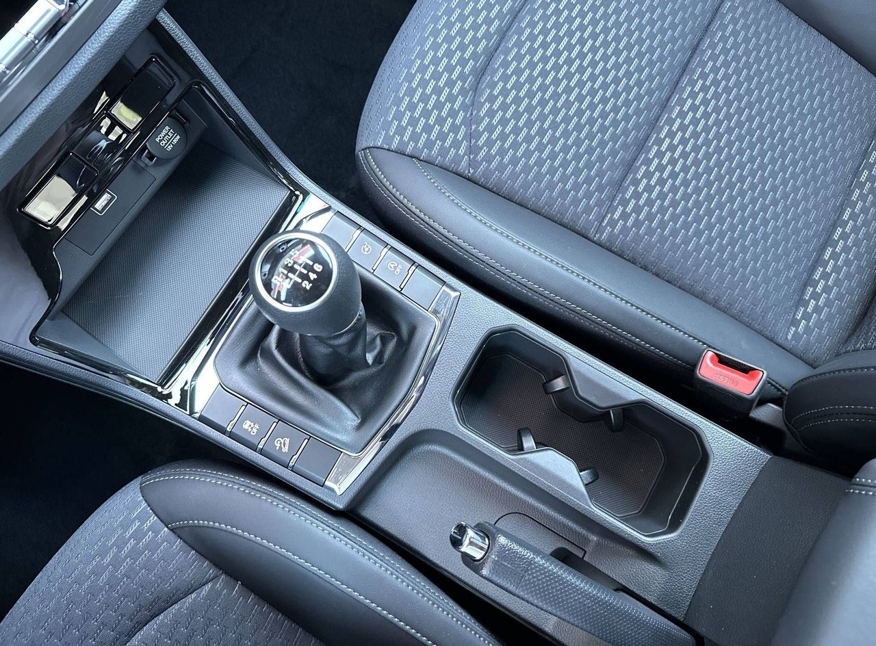 Zunanja slika - SsangYong Korando - 1.5 T-GDi Style 2WD MT... - 17