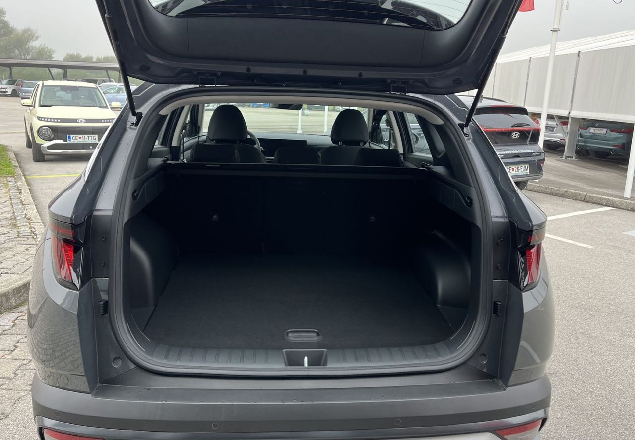 Zunanja slika - Hyundai Tucson - 1.6 T-GDI STYLE. WINTER - 7