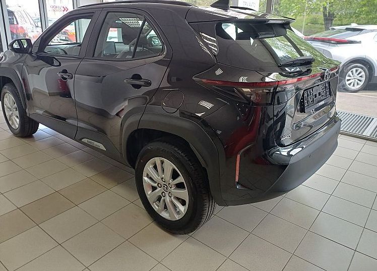 Zunanja slika - Toyota Yaris Cross - 1.5 VVT-i hibrid Cool 85kW - 2