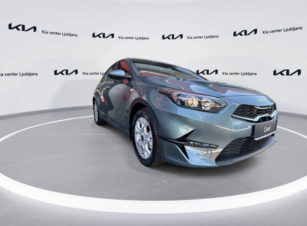 Zunanja slika - KIA Ceed - 1.0 T-GDi EX Champion + ISG. M T - 2