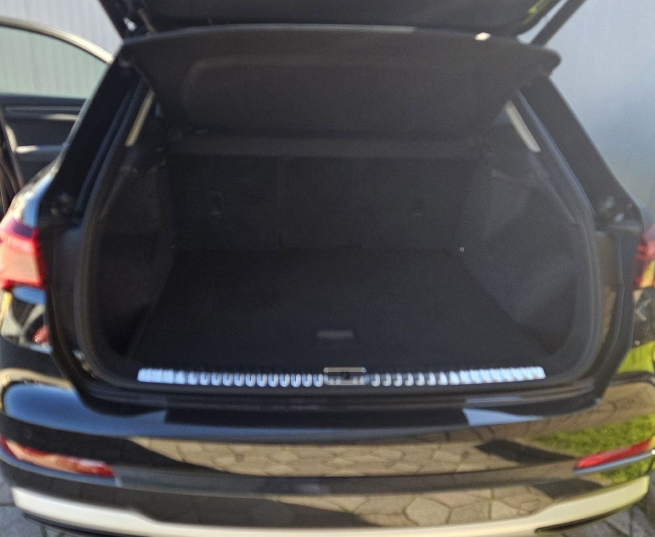 Zunanja slika - Audi Q3 - quattro 35 TDI S line S tronic+Matrix+12.mes.jam.+ - 15