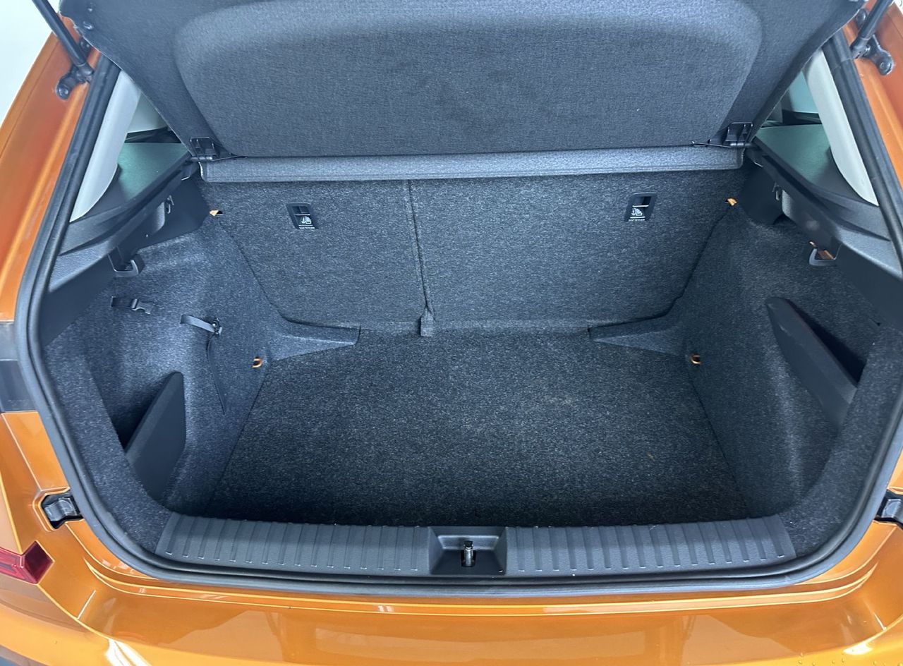 Zunanja slika - Škoda Kamiq - Selection 1.0 TSI 85 kW.LED.KAMERA.2024.23.000 KM - 17