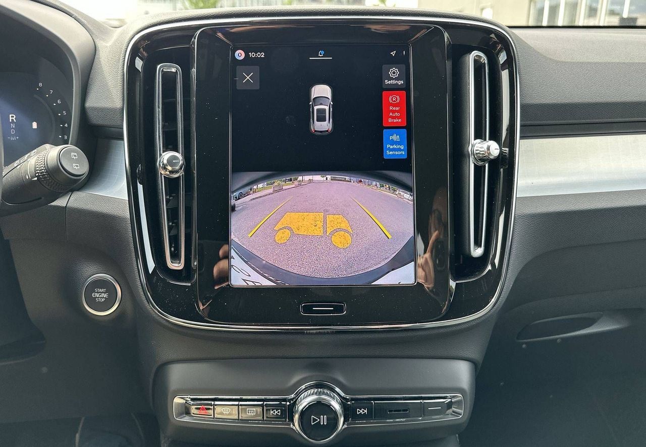 Zunanja slika - Volvo XC40 - B3P Plus Dark Avt - 16