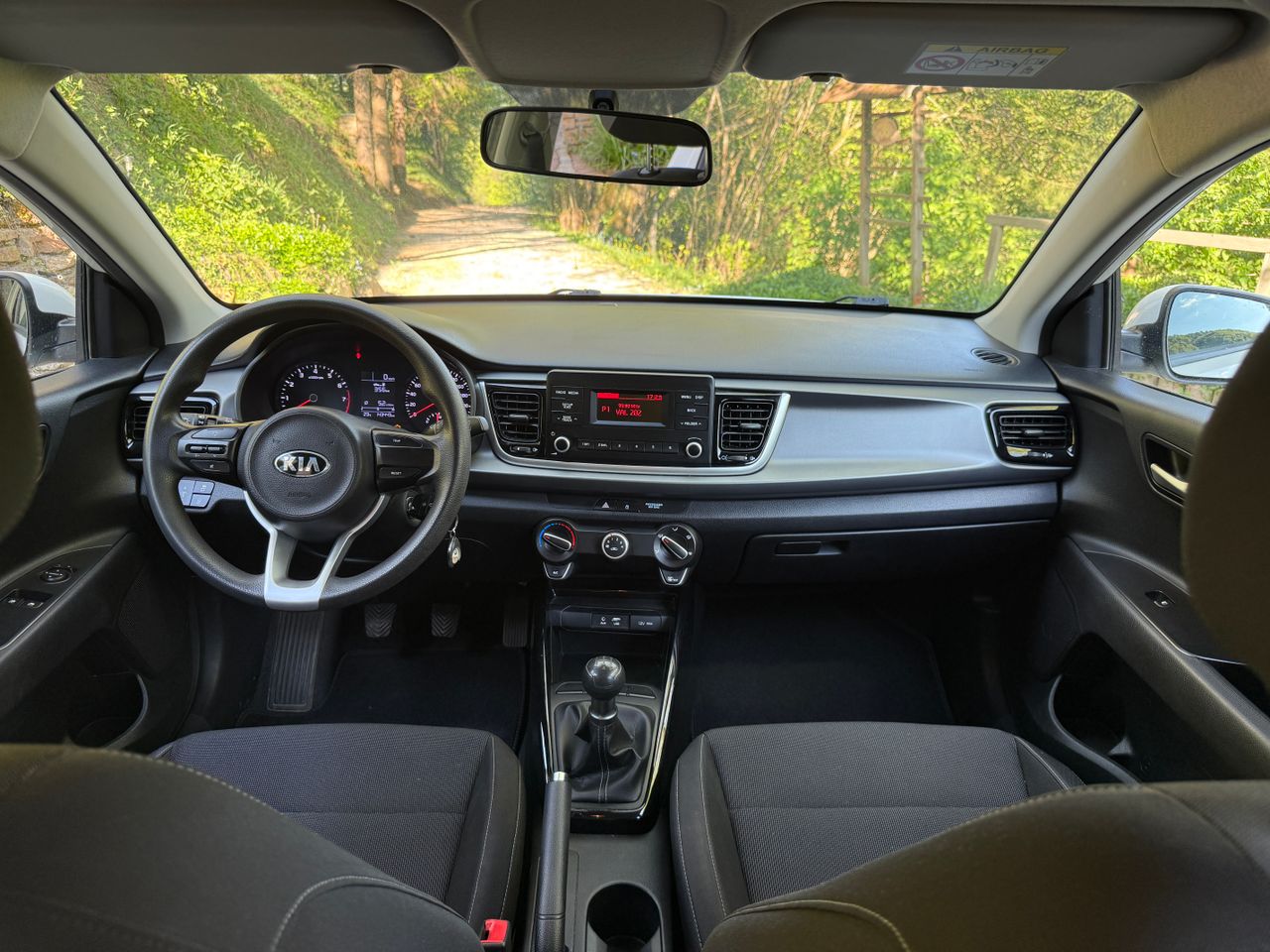 Notranja slika - KIA Rio - 1,25 CVVT EX City - 6