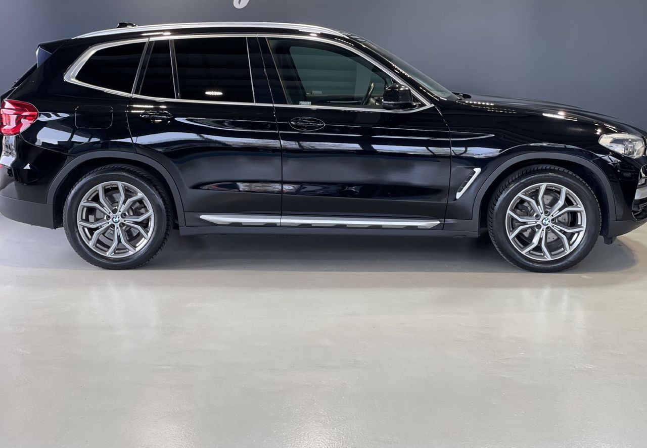 Zunanja slika - BMW X3 - serija : X DRIVE-NAVIGACIJA-TEMPOMAT-USNJE-GRETJE SED-LED - 4
