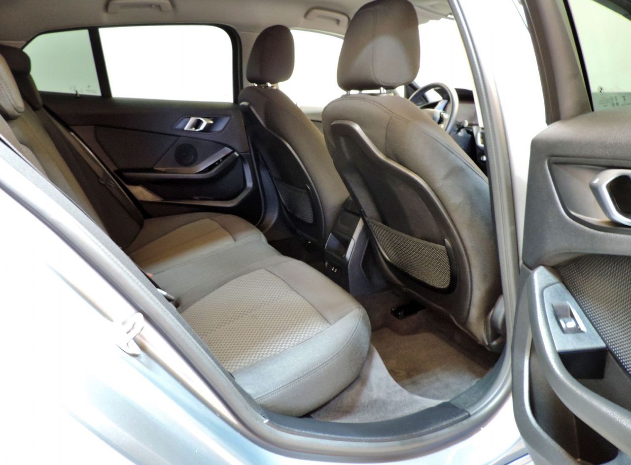 Zunanja slika - BMW Serija 1 - : 116d Avt. LED-KAMERA-NAVI-VIRTUAL-KOT NOV.... - 11