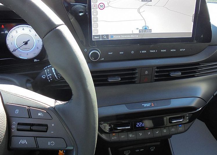 Zunanja slika - Hyundai Bayon - 1.0 T-GDI 90 COMFORT°AVT.KLIMA°WINTER°RG°ZALOGA - 9