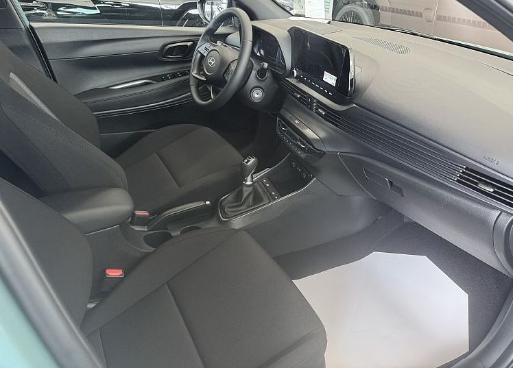 Zunanja slika - Hyundai i20 - 1.0 T-GDI FL 90 COMFORT BLACK PACK AAC WINTER rg - 4