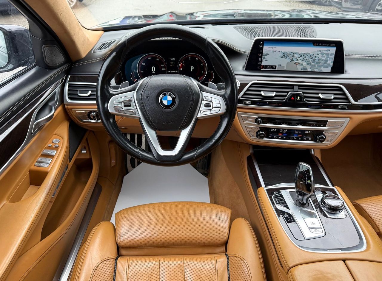 Zunanja slika - BMW Serija 7 - : 750Ld xDrive M-SPORT LASER ACC PANO SKY ALU20 360K - 15