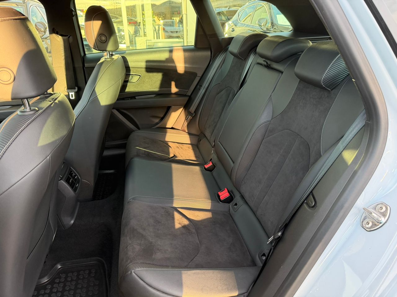 Zunanja slika - Seat Leon - 2.0 TSI 221KW DSG CUPRA ST 4WD - 14