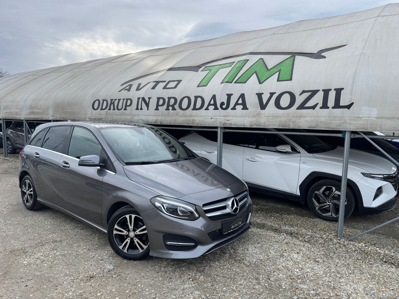Zunanja slika - Mercedes-Benz B 180 - d Style - 1