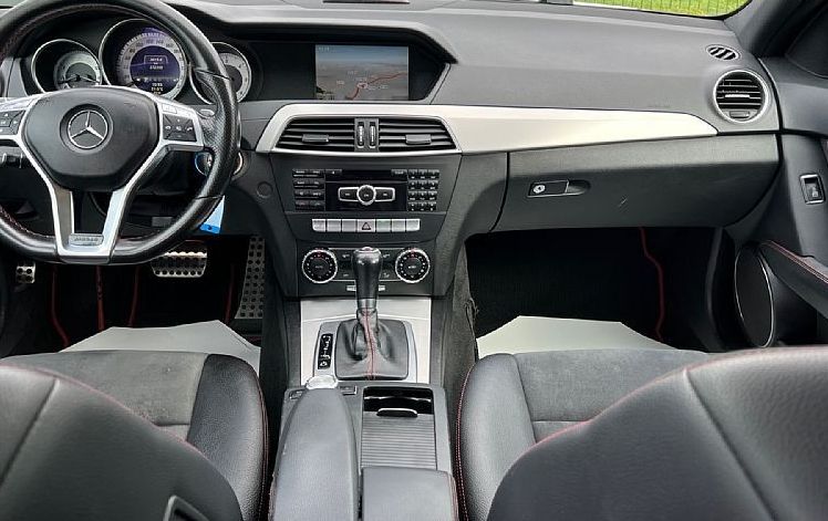Zunanja slika - Mercedes-Benz C-Razred - C 220 CDI+AMG+EL. OKNO+XENON+NAVI - 12