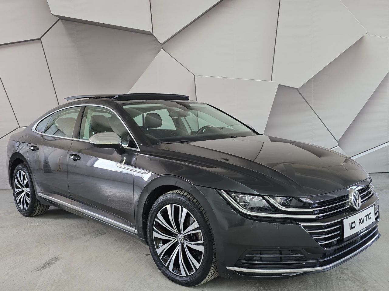 Zunanja slika - VW Arteon - 2,0 TDI BMT R-Line DSG - 1