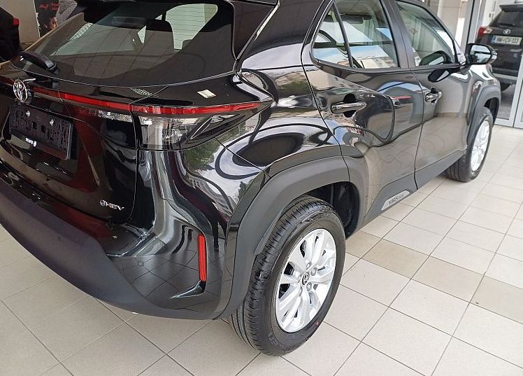 Zunanja slika - Toyota Yaris Cross - 1.5 VVT-i hibrid Cool 85kW - 4