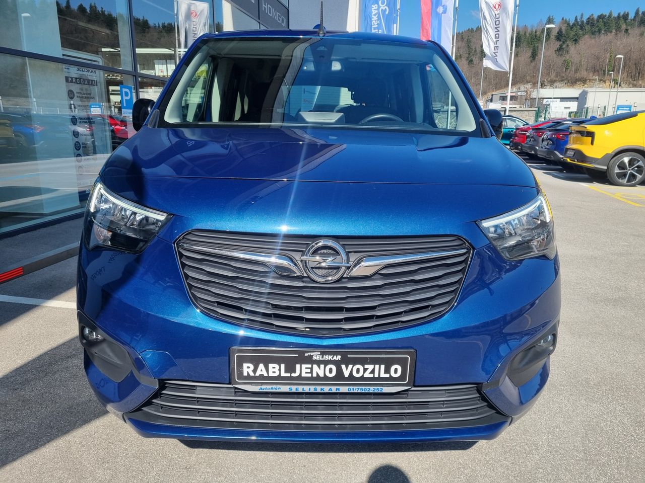 Zunanja slika - Opel Combo - XL 1.5 HDI 96KW - VLEČNA KLJUKA - ODLIČEN - 2