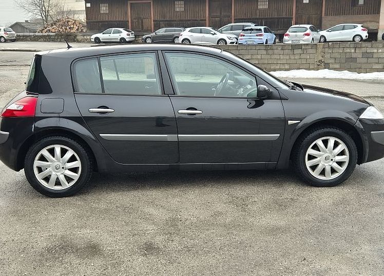 Zunanja slika - Renault Mégane - Megane 1.6 16V + BREZ POLOGA - 4