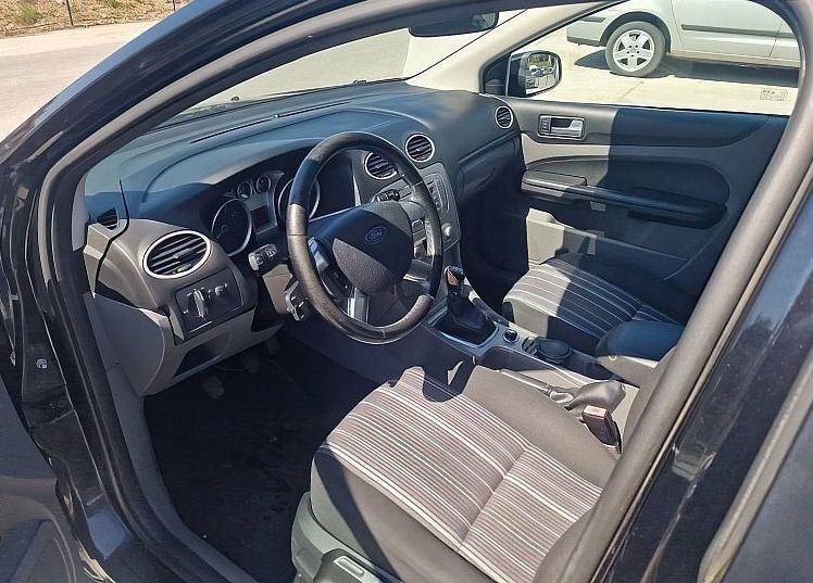 Zunanja slika - Ford Focus - 1.6  115  Trend - 8