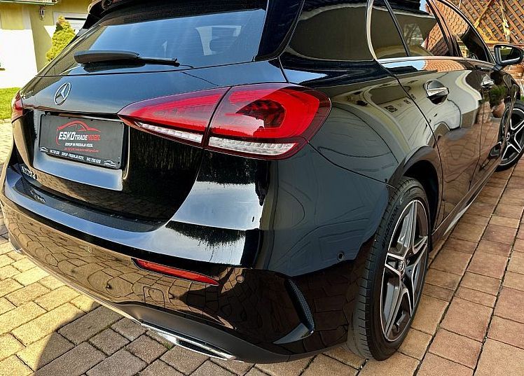 Zunanja slika - Mercedes-Benz A-Razred - 220d AMG+ALU18+ACC+KAMERA+VIRTUAL+AMBIENT+190PS - 4