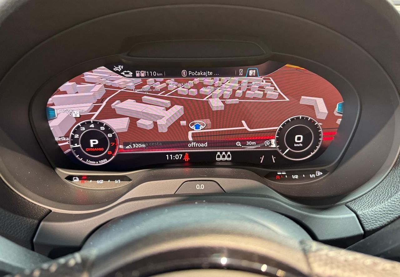 Zunanja slika - Audi A3 - -40-ETRON-S LINE-VIRTUAL-NAVIGACIJA-LED-ALU - 12