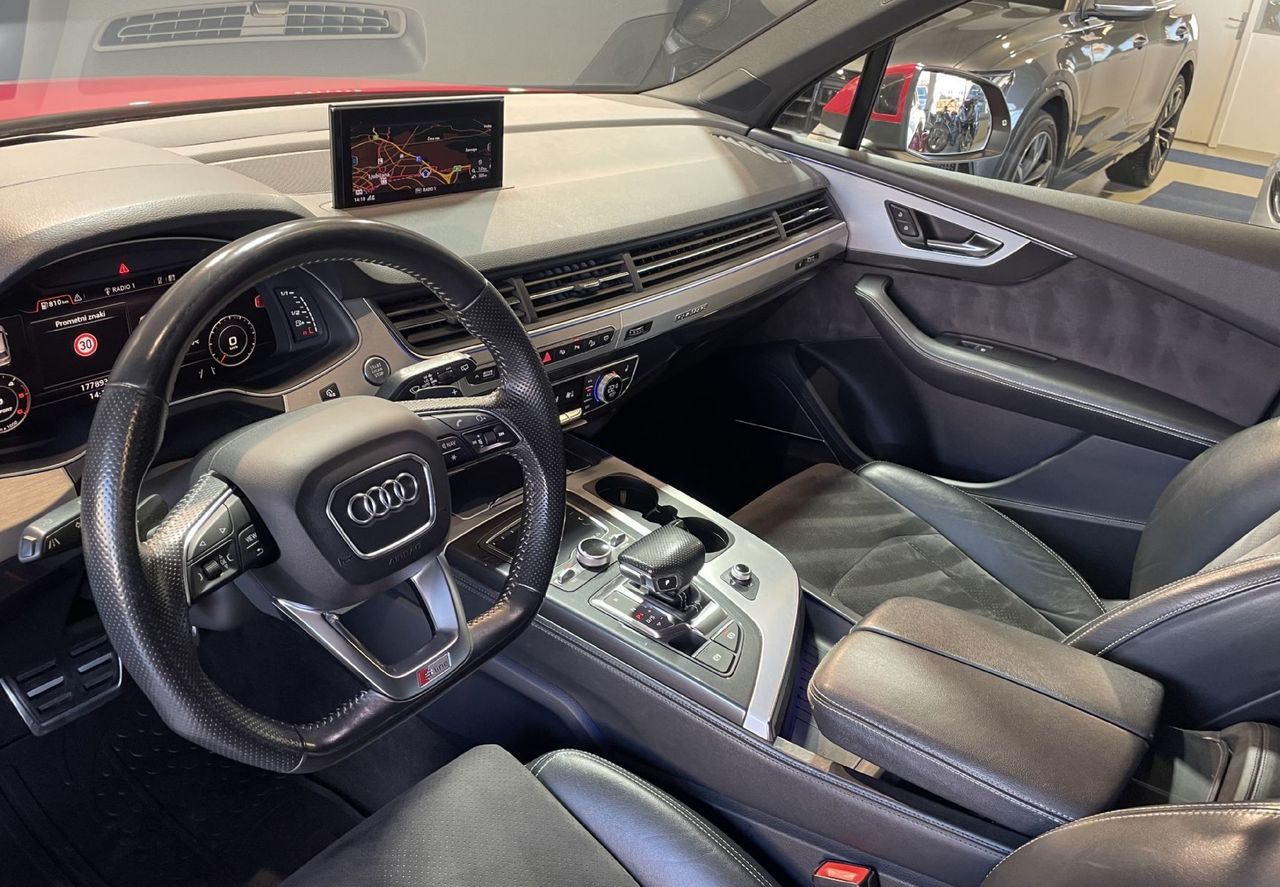 Zunanja slika - Audi Q7 - ZRAČNO-HUD-PANO-NAVI-MEMORY-ALCANTARA-VIRTUAL-22C - 8