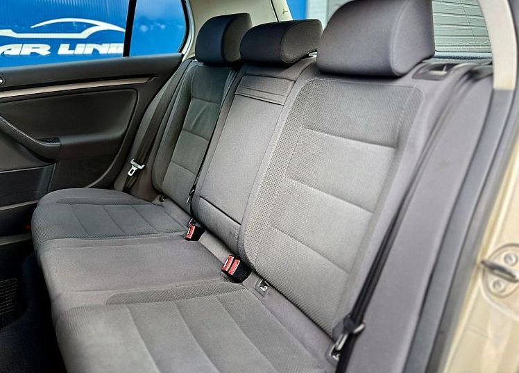 Zunanja slika - VW Golf - Comfortline 1.4 FSI - 12
