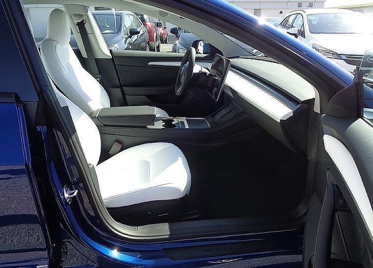 Zunanja slika - Tesla Model 3 - Long Range AWD 498hp kot nova IZKAZAN DDV - 7