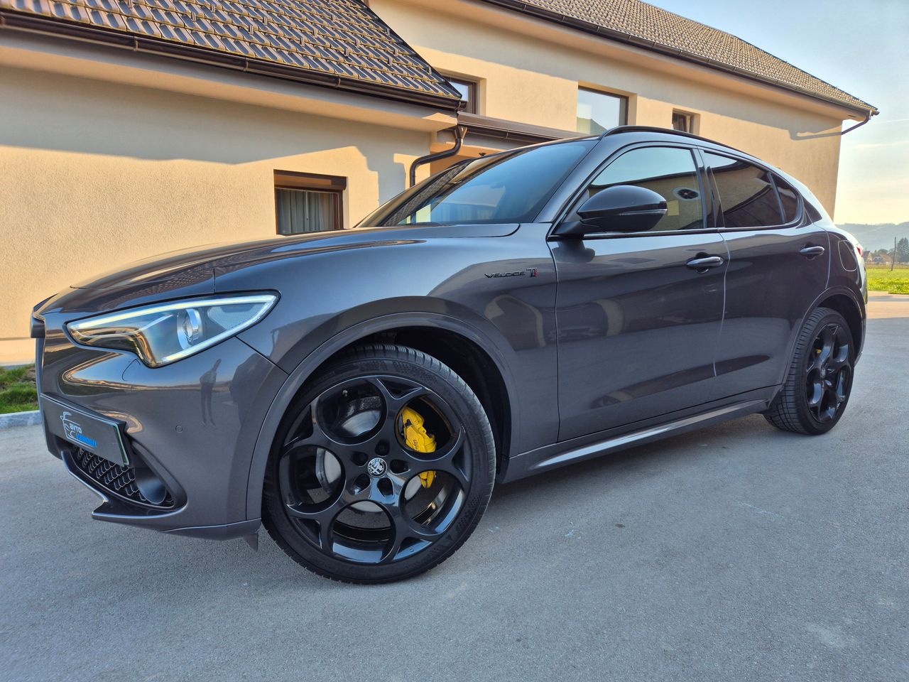 Zunanja slika - Alfa Romeo Stelvio - Q4 2,2 Diesel 210 Veloce Ti - 2