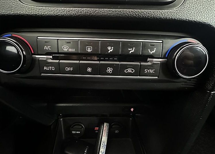 Zunanja slika - KIA Ceed - SW More 1.6 CRDi 136 MHEV.NAVI.USNJE.LED.SAMO 80000KM - 35