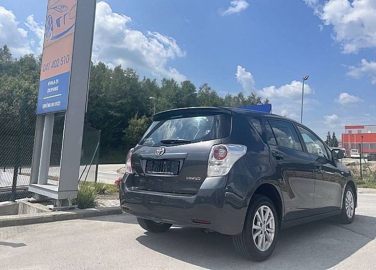 Zunanja slika - Toyota Verso - 2.0 D4-D Sol 7 sedežev REDNO SERVISIRAN... - 5